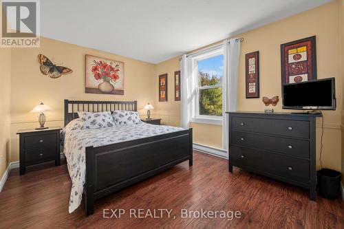 17682 Loyalist Parkway, Prince Edward County (Hillier), ON - Indoor Photo Showing Bedroom