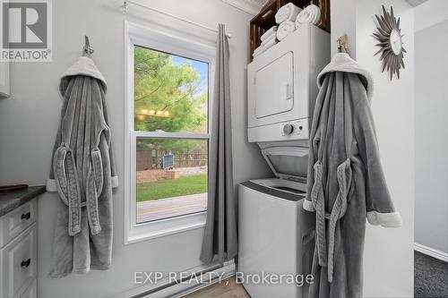 17682 Loyalist Parkway, Prince Edward County (Hillier), ON - Indoor Photo Showing Laundry Room