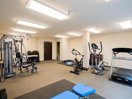 205-555 Franklyn St, Nanaimo, BC - Indoor Photo Showing Gym Room