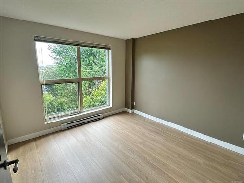 205-555 Franklyn St, Nanaimo, BC - Indoor Photo Showing Other Room