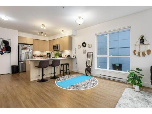 312-3070 Kilpatrick Ave, Courtenay, BC - Indoor Photo Showing Kitchen With Upgraded Kitchen