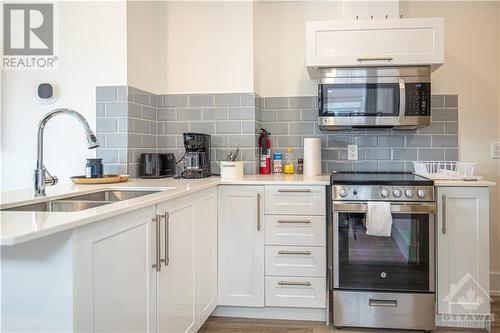 220 Mcarthur Avenue Unit#1, Ottawa, ON - Indoor Photo Showing Kitchen With Double Sink With Upgraded Kitchen