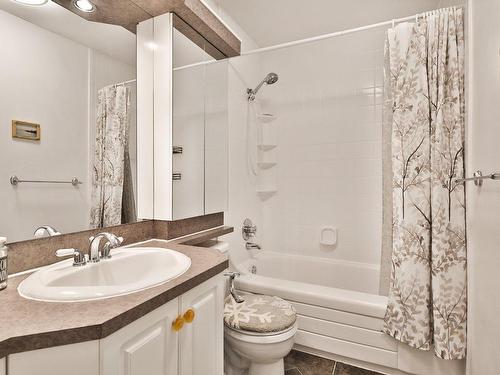 Bathroom - 7740 Boul. Pelletier, Brossard, QC 