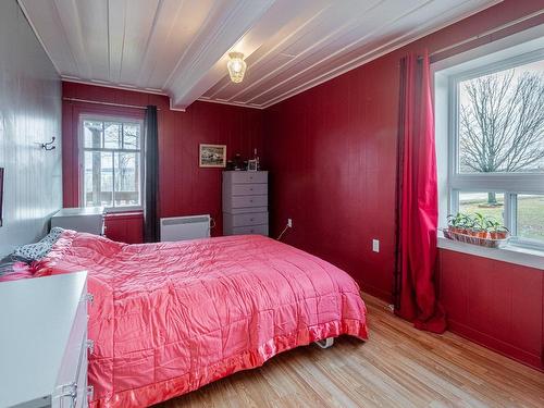 Chambre Ã Â coucher - 1480 Rg St-Philippe, Saint-Anselme, QC - Indoor Photo Showing Bedroom