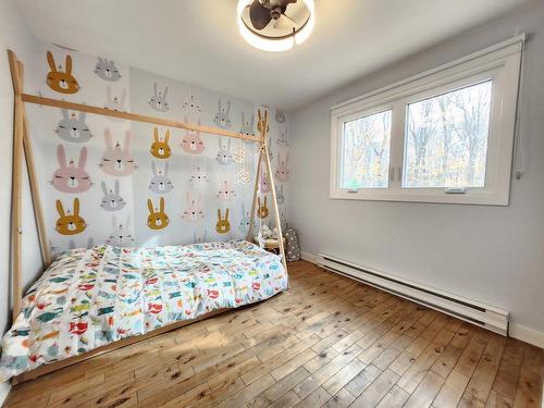 Chambre Ã Â coucher - 860 Rue Bazinet, Sainte-Thérèse, QC - Indoor Photo Showing Bedroom