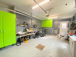 Garage - 