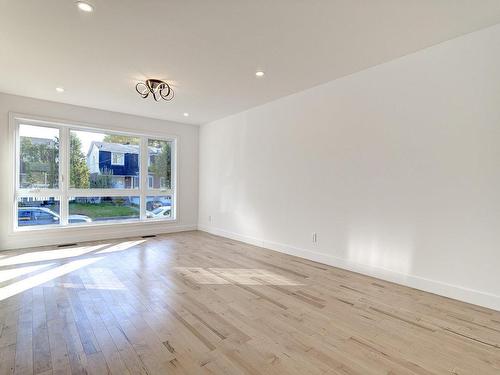 Living room - 6535 Rue Poitou, Brossard, QC - Indoor Photo Showing Other Room