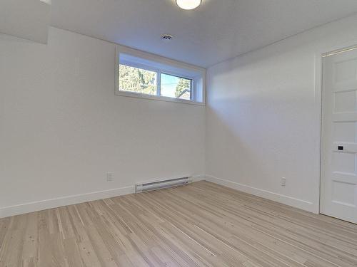 Bedroom - 6535 Rue Poitou, Brossard, QC - Indoor Photo Showing Other Room