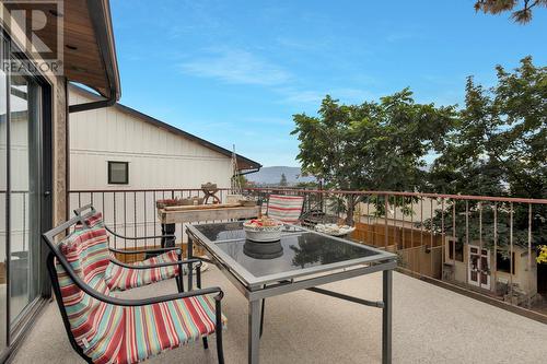 2259 Westville Place, West Kelowna, BC - Outdoor With Exterior