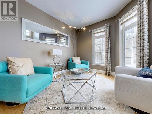 1970 Mill Street, Innisfil, ON - Indoor Photo Showing Living Room