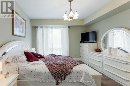 202 - 306 Essa Road, Barrie, ON - Indoor Photo Showing Bedroom