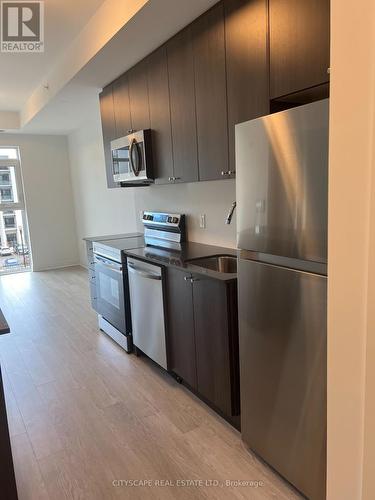 413 - 480 Gordon Krantz Avenue, Milton, ON - Indoor Photo Showing Kitchen With Stainless Steel Kitchen