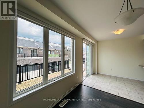 125 Stork Street, Oakville, ON - Indoor Photo Showing Other Room