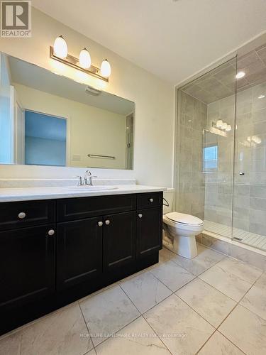 125 Stork Street, Oakville, ON - Indoor Photo Showing Bathroom