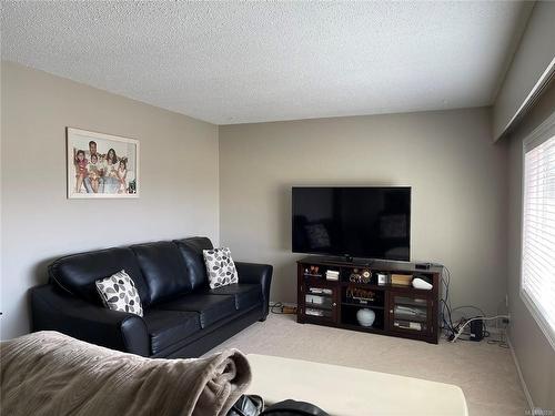 3705 14Th Ave, Port Alberni, BC - Indoor Photo Showing Living Room