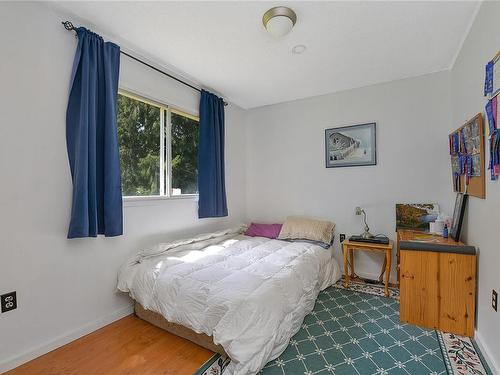 2011 / 2009 Idlemore Rd, Sooke, BC - Indoor Photo Showing Bedroom