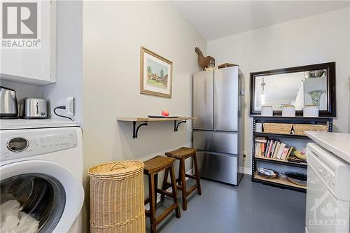 kitchen - 33 Napoleon Street, Carleton Place, ON - Indoor Photo Showing Laundry Room