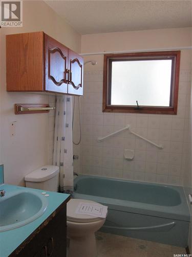 1996 Newmarket Drive, Tisdale, SK - Indoor Photo Showing Bathroom