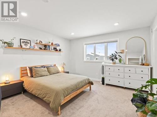 34 Scotia Lane, Whitehorse, YT - Indoor Photo Showing Bedroom