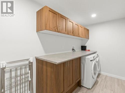 34 Scotia Lane, Whitehorse, YT - Indoor Photo Showing Laundry Room