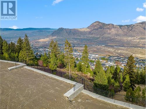 1693 Camas Court, Kamloops, BC 