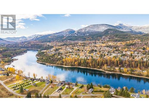 827 Columbia Road, Castlegar, BC - Outdoor With Body Of Water With View