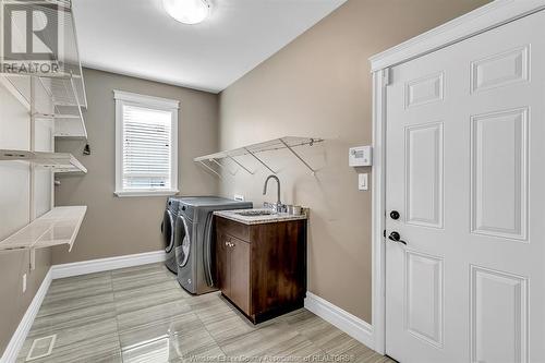 3805 St. Francis Crescent, Lasalle, ON - Indoor Photo Showing Laundry Room