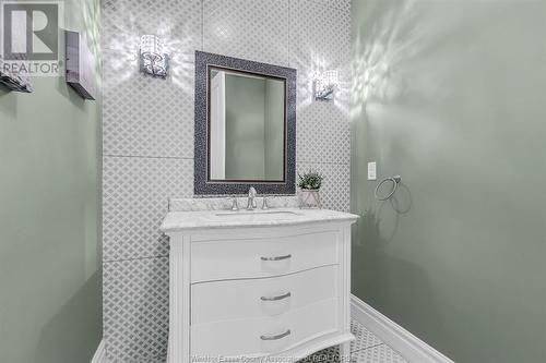 3805 St. Francis Crescent, Lasalle, ON - Indoor Photo Showing Bathroom