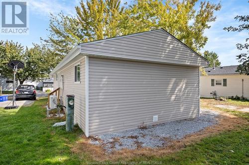 209 Dana Drive, Essex, ON - Outdoor With Exterior