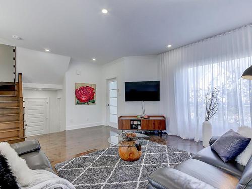 Salon - 3336 Rue De La Viorne, Saint-Bruno-De-Montarville, QC - Indoor Photo Showing Living Room