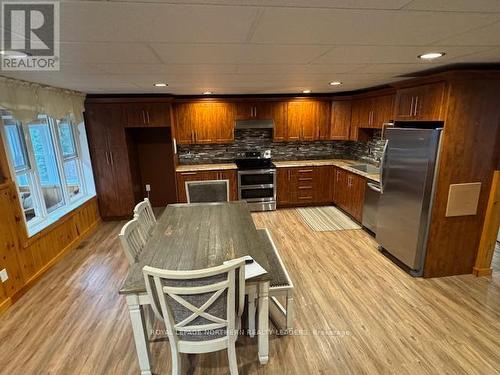 Pl21978 Denton Mc Me76, Timmins, ON - Indoor Photo Showing Kitchen