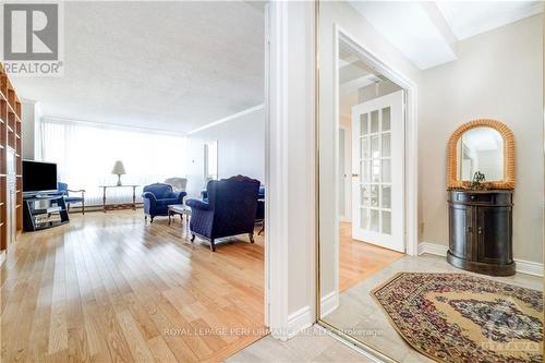 Ph9 - 1705 Playfair Drive, Ottawa, ON - Indoor