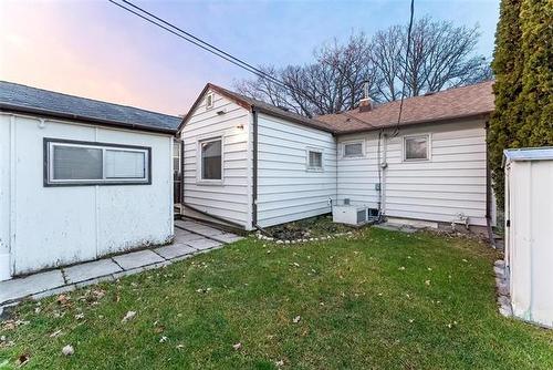 526 Tremblay St, Winnipeg, MB 