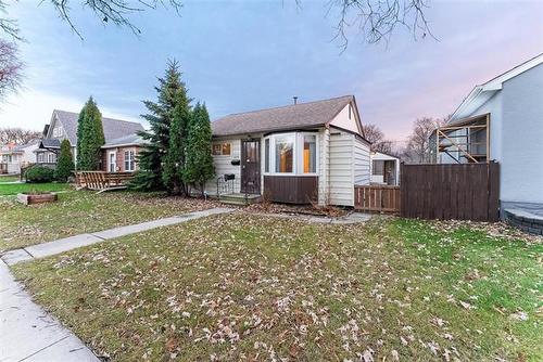 526 Tremblay St, Winnipeg, MB 