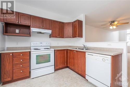 260 Gershwin Private, Ottawa, ON - Indoor Photo Showing Kitchen With Double Sink