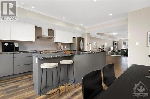 550 Kirkwood Avenue Unit#A, Ottawa, ON - Indoor Photo Showing Kitchen With Upgraded Kitchen