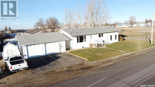 108 Railway Avenue E, Waldeck, SK - Outdoor