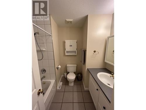 5324 51 Street, Fort Nelson, BC - Indoor Photo Showing Bathroom