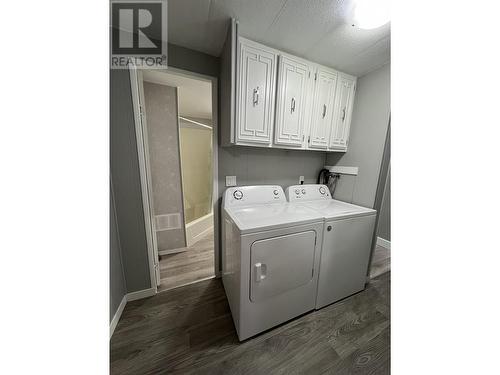 4107 E 53 Avenue, Fort Nelson, BC - Indoor Photo Showing Laundry Room