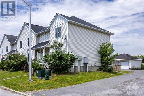 19 Johnston Street, Carleton Place, ON - Outdoor