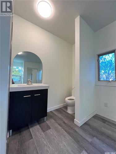 49 21St Street E, Prince Albert, SK - Indoor Photo Showing Bathroom