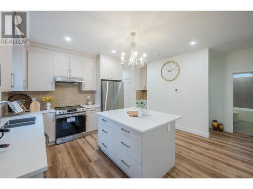 248 Bentgrass Avenue, Oliver, BC - Indoor Photo Showing Kitchen With Stainless Steel Kitchen