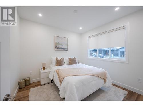 248 Bentgrass Avenue, Oliver, BC - Indoor Photo Showing Bedroom