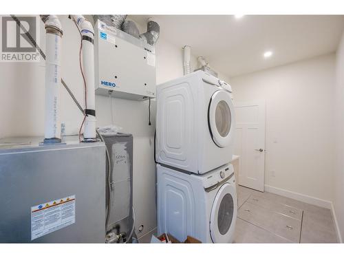 248 Bentgrass Avenue, Oliver, BC - Indoor Photo Showing Laundry Room