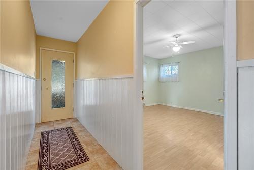 610 Vedette Drive, Penticton, BC - Indoor Photo Showing Other Room