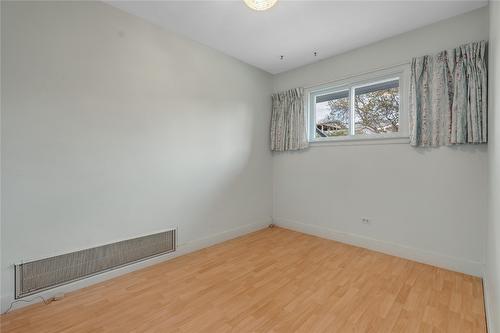 610 Vedette Drive, Penticton, BC - Indoor Photo Showing Other Room