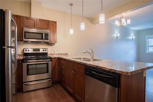 205-3010 35 Street, Vernon, BC - Indoor Photo Showing Kitchen With Double Sink