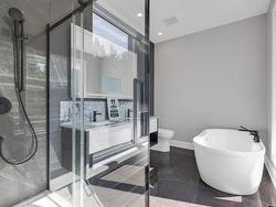 Ensuite bathroom - 