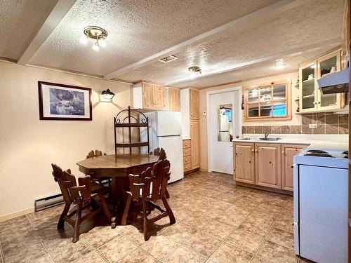 Kitchen - 1052 Ch. De La Rivière, Val-David, QC - Indoor