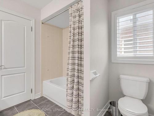 110 Snowling Dr, Ajax, ON - Indoor Photo Showing Bathroom